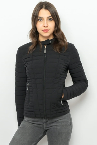 KURTKA DAMSKA GUESS W2YL1I W6NW2 CZARNA