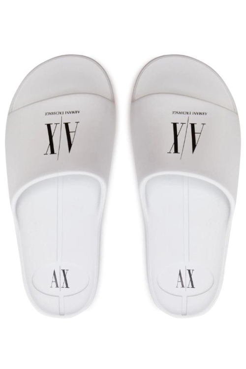 Obuwie damskie Armani Exchange XDP038 XV703 biały