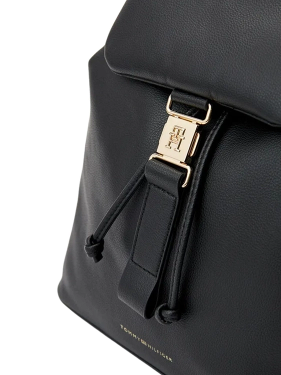 Plecak damski Tommy Hilfiger AW0AW14883 CZARNY